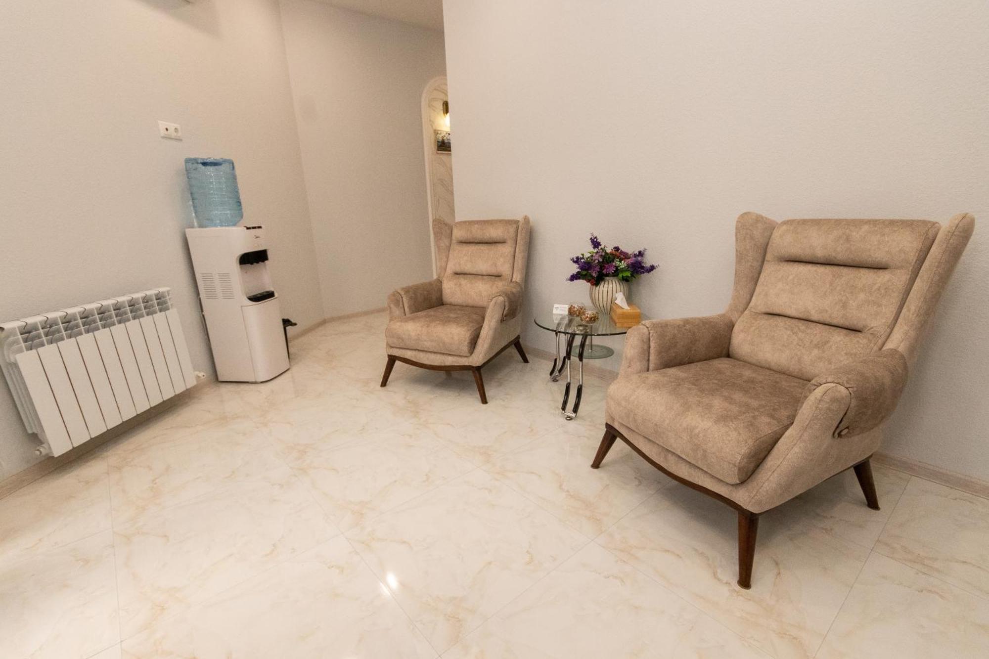 Hillside Guest House เยเรวาน ภายนอก รูปภาพ